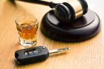 Gavel, car keys and alcohol - Annapolis DUI Lawyer